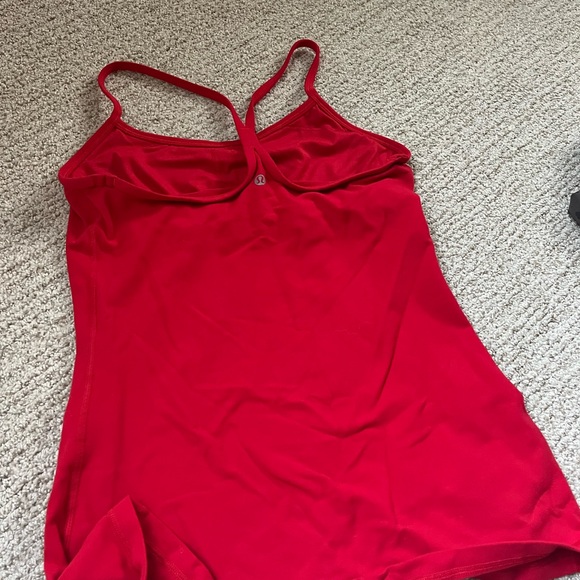 Lululemon Power y tank, vibrant red, size 8 - Picture 2 of 3